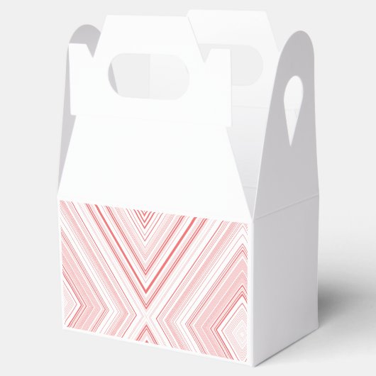 Een symmetrisch patroon met rode en roze motief bedankdoosjes (Geopend)