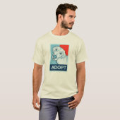 Een T-shirt voor de hond aannemen (Voorkant volledig)