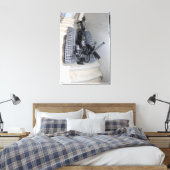 Een Talon 3B-robot-eenheid die een trap beklimt Canvas Afdruk (Insitu (Slaapkamer))