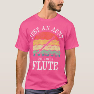 Een tante die van fluit houdt t-shirt