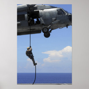 Een technicus voor het verwijderen van explosieven poster