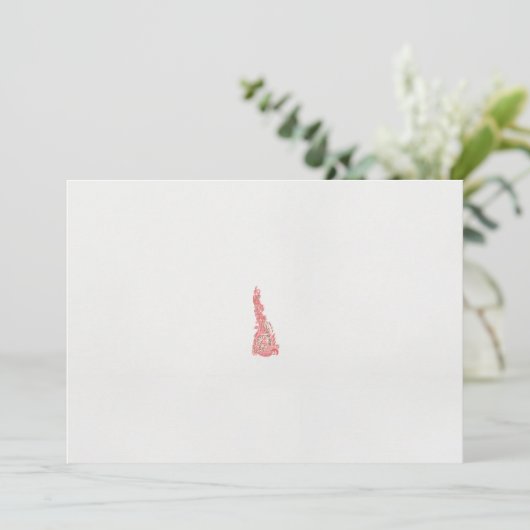 Een tekening van een vogel met bloemen erop save the date (Staand voorkant)