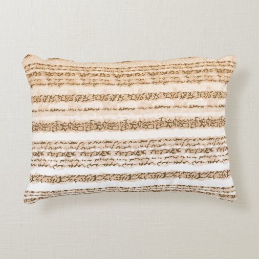 Een  textielontwerp met sinaasappel en wit accent kussen (Voorkant)