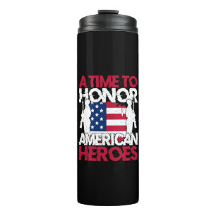 Een tijd om de Amerikaanse helden te eren Thermosbeker
