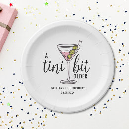 Een Tini Beetje Oudere Roze Martini Verjaardagsthe Papieren Bordje