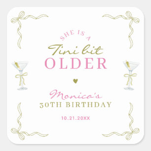 Een Tini Bit Older Roze en Groene Cocktail Verjaar Vierkante Sticker