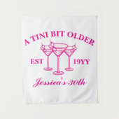 Een Tini Bit Oudere Martini Aangepaste 30 Verjaard Wandkleed (Voorkant)