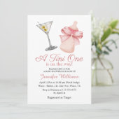 Een Tini One is onderweg, Martini Girl baby shower Kaart (Staand voorkant)