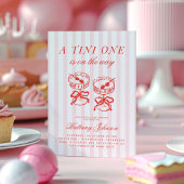 Een Tini One is onderweg naar het Baby shower Kaart