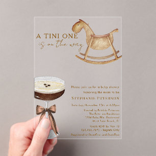 Een Tini One On The Way Espresso Martini Baby Show Acryl Uitnodigingen
