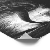 een tornado op een realistische weg poster (Hoek)