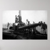 Een Torpedo herstellen Poster (Voorkant)