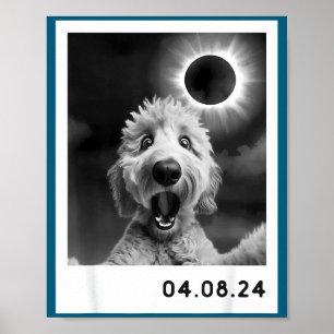 Een totale zonsverduistering Goldendoodle-hond Poster