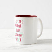 Een traktatie, Valentijnsdag Tweekleurige Koffiemok (Voorkant rechts)