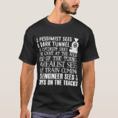 Een treiningenieur en 3 studio's Funny Joke T-shirt (Voorkant)