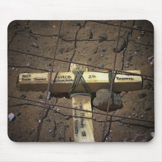 Een treinpersoneel plaatst een kruis muismat (Voorkant)