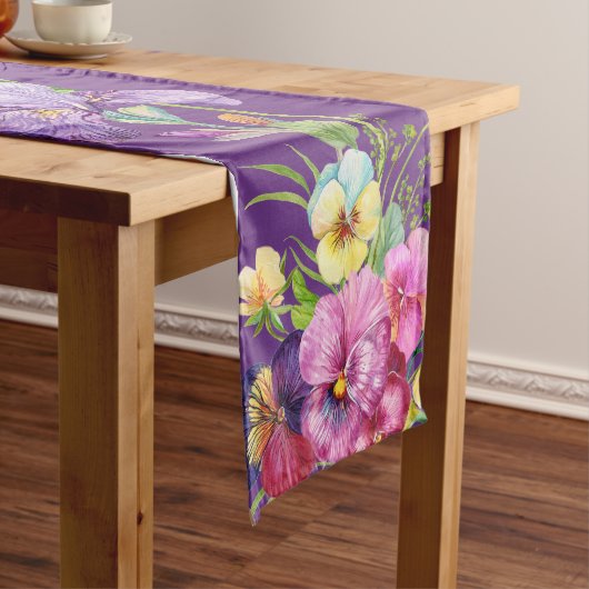 Een trendy bloemendesign tafelloper (Voorbeeld)
