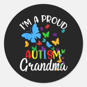 Een trotse autisme-oma puzzel lint vlinder ronde sticker