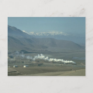 Een Turks 2-8-2 roteert het meer van de Keban-dam Briefkaart