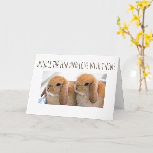 EEN TWEELING IS HET DUBBELE VAN LIEFDE EN GEFELICI KAART (Gele Bloem)