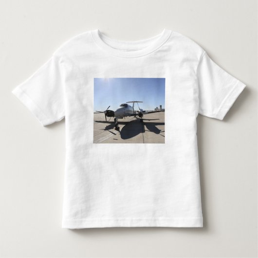 Een UC-12F King Air-vliegtuig Kinder Shirts (Voorkant)