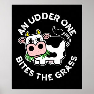 Een udder betrapt de grasschimmelige Koe Pun Dark Poster