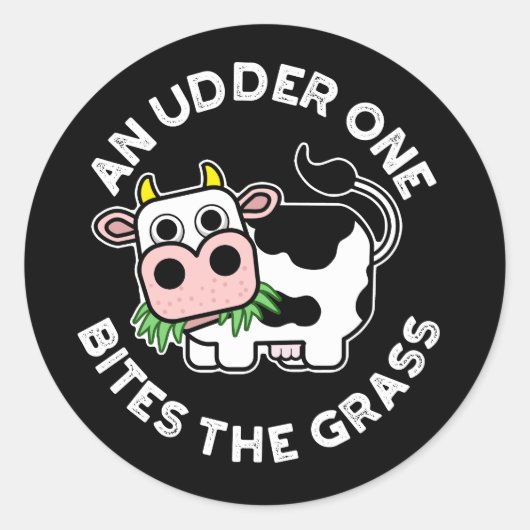 Een udder betrapt de grasschimmelige Koe Pun Dark  Ronde Sticker (Voorkant)