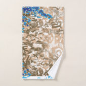 Een uitgebreid paisley patroon in blauw en bruin,  bad handdoek (Handdoek)