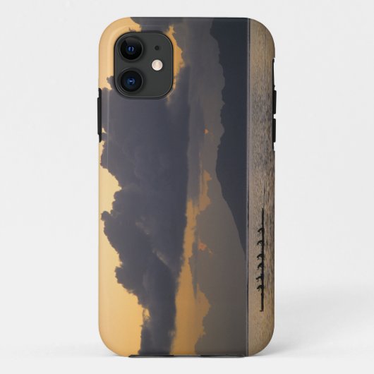 Een uitleggerkanoteam oefent voor de kust Case-Mate iPhone case (Achterkant)