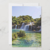 Een uitnodiging met de achtergrond van natuurlijk (Achterkant)