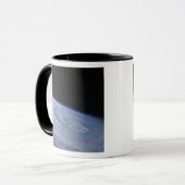 Een uitzicht met hoge schuine rand mok (Voorkant links)