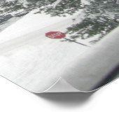 Een Uitzicht uit het raam van de sneeuwbedekking E Poster (Hoek)