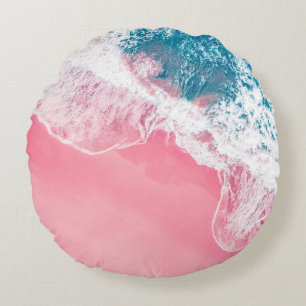 Een uitzicht van een roze zandstrand in New South Rond Kussen