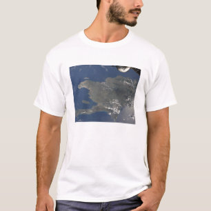 Een uitzicht van het Caribische eiland Hispaniola T-shirt