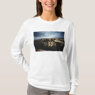 Een uitzicht van het omliggende landschap t-shirt