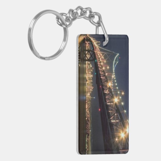 Een Uitzicht van Treasure Island Sleutelhanger (Voorkant Links)