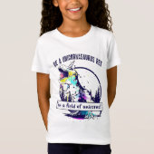 Een Unicornasaurus Rex zijn in een wereld van Cunt T-shirt (Voorkant)