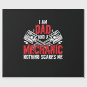 Een vader en een mechanisch cadeaupapier (Vlak)