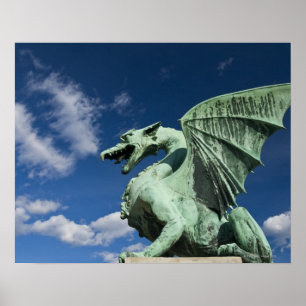 Een van de vier bronzen draken op de draak poster