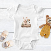 Een varken, kikker en hond op een stam! Mooie baby Romper