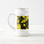 Een veelheid van gele mama's bierpul (Links)