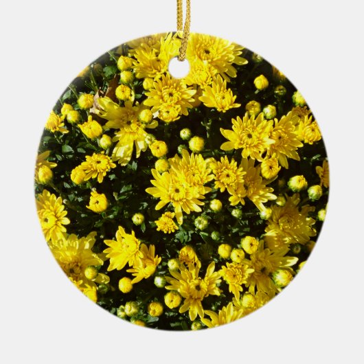 Een veelheid van gele mama's keramisch ornament (Voorkant)