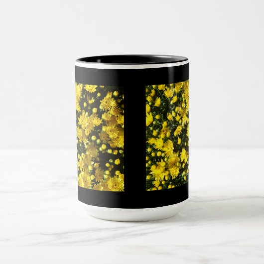 Een veelheid van gele mama's mok (Midden)