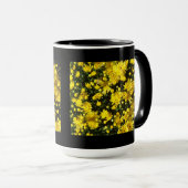 Een veelheid van gele mama's mok (Voorkant rechts)