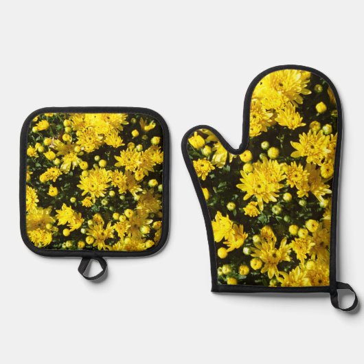 Een veelheid van gele mama's ovenwant & pannenlap set (Voorkant)