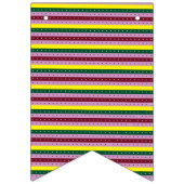 Een veelkleurige gestreepte achtergrond met stippe vlaggetjes (Eerste vlag)