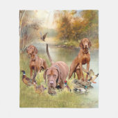 Een veelzijdige aristocraat in het Hongaarse Visla Fleece Deken (Voorkant)