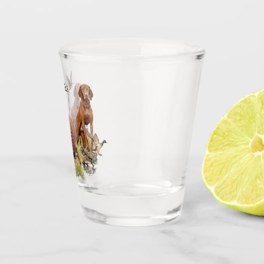 Een veelzijdige aristocraat in het Hongaarse Visla Shot Glas (Rechts)