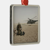 Een veldradiooperator metalen ornament (Rechts)