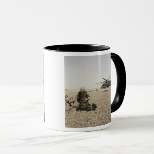 Een veldradiooperator mok (Voorkant rechts)